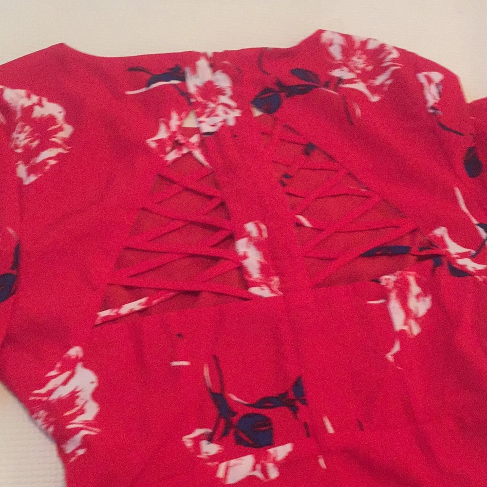 Dress - Picture 3 of 3